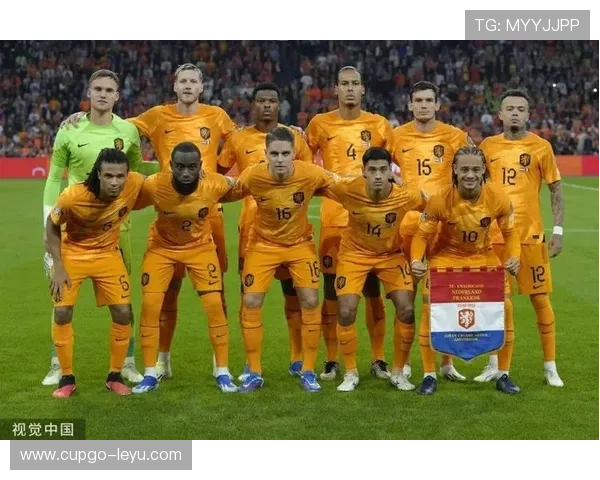 斯内德梅开二度当选最佳，荷兰4-1大胜法国队，提前锁定晋级名额